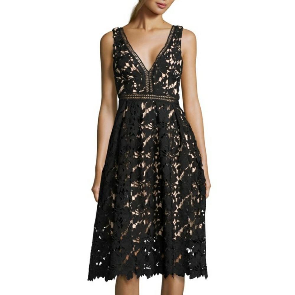 R&J VNeck Lace Midi